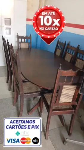 Mesa antiga com 8 cadeiras em perfeito estado