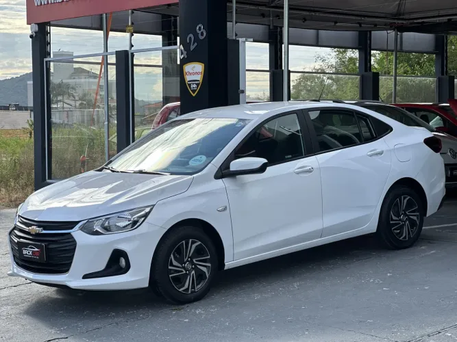 Chevrolet Onix Plus LT 1.0 12V Flex Mec. 4P 2025