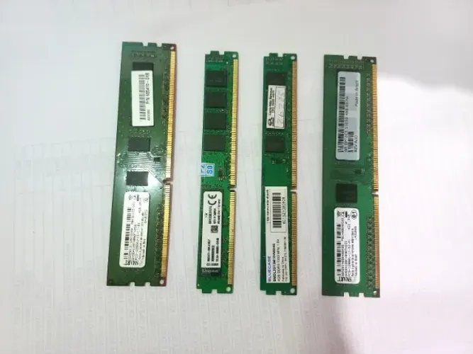 16 gb de memórias ram DDR3 (4 pentes)