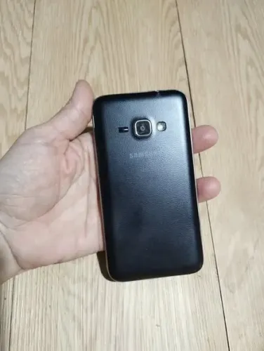 CEL. J1 MINI PARA PEÇAS