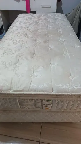 Cama de viuva/solteiro