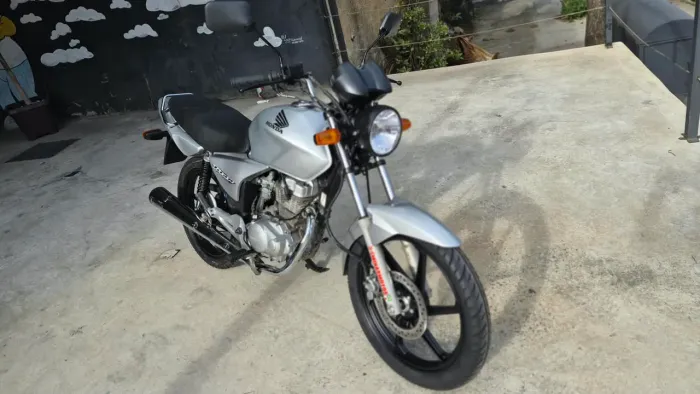 150 esd toda revisada muito nova
