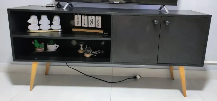 Rack para TV - Moderno e Espaçoso ?