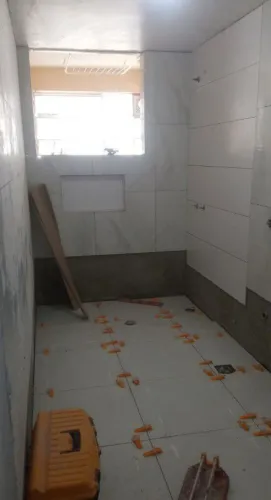 Pedreiro disponível