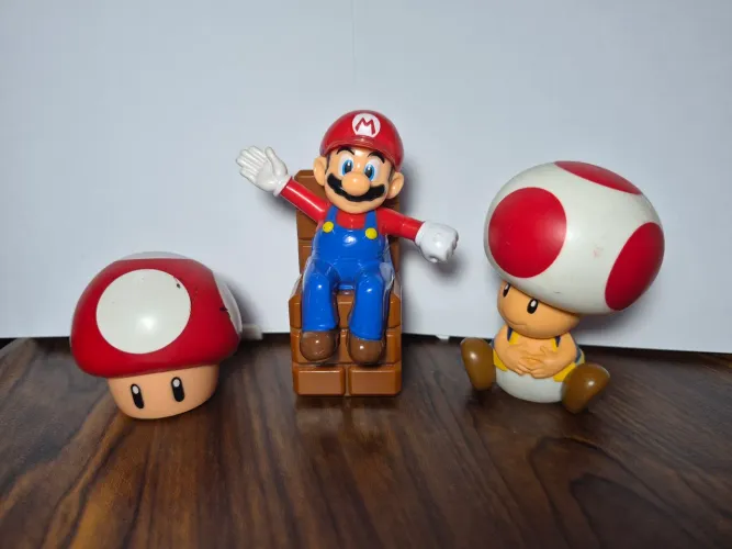 Brinquedos McDonald's Mc Mario Bros Toad e Cogumelo
