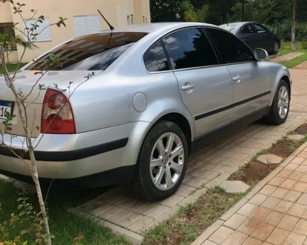 Vendo ou troco por moto Passat Alemão 2004 com teto solar