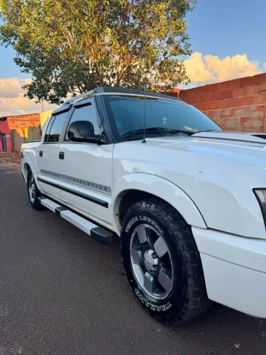 Chevrolet S10 Pick-up Exec. 2.8 4X4 CD TB Int.dies 2011