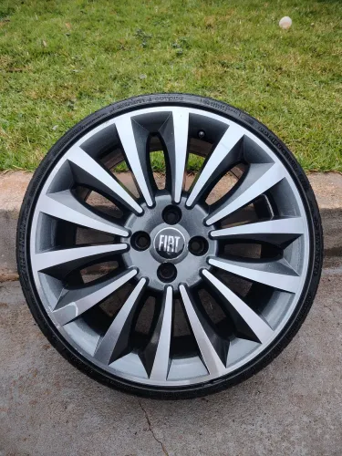Rodas 17 Fiat Linea com pneus!