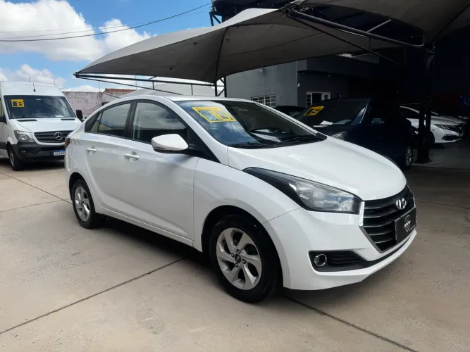Hyundai HB20S C.style/c.plus1.6 Flex 16V Aut. 4P 2016