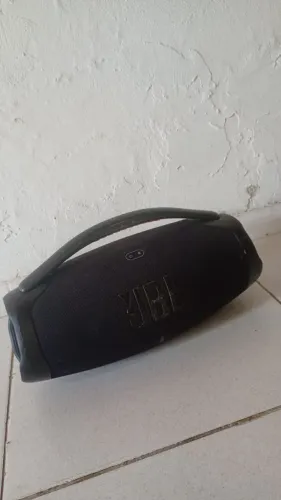Vendo JBL bombox 3