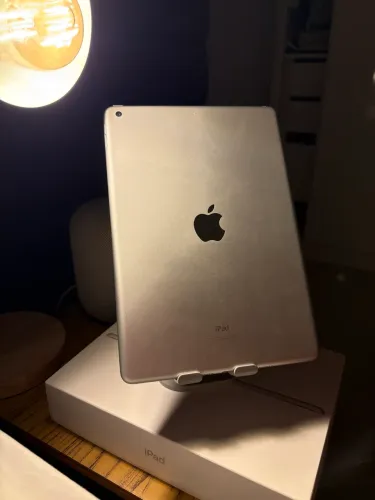 iPad 9 Prata 64gb