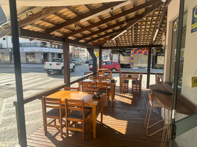 Restaurante no Centro de Camboriú