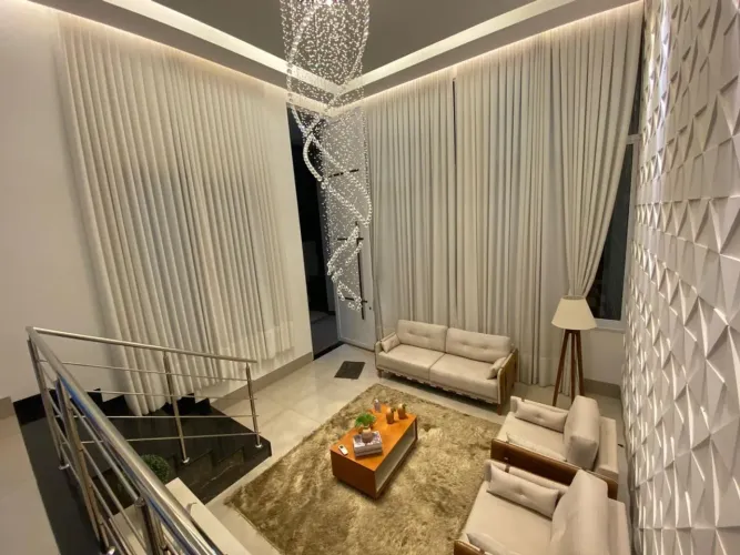 Casa, 4 quartos, 4 suítes, 324 m², 4 vagas no Condomínio do Lago 1ª Etapa em Goiânia