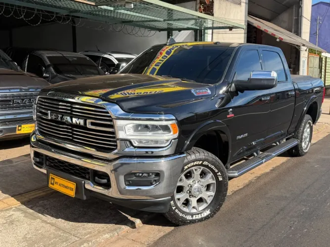 Ram 3500 Limited Longhorn 6.7 TB CD Diesel 2022