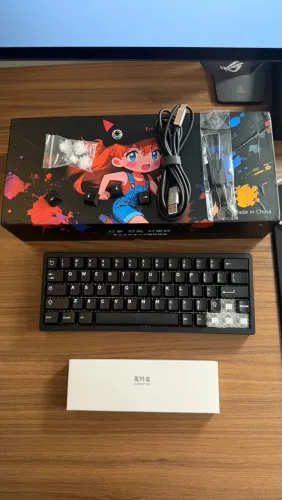 Teclado Everglide SU66Max