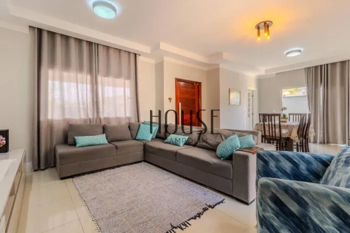 Casa com 3 dormitórios à venda, 160 m² por R$ 1.150.000,00 - Condomínio Villa Suíça - Soro