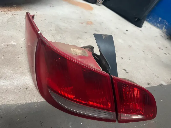 Kit Lanterna traseiras Peugeot 408
