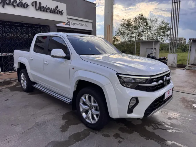 Volkswagen Amarok Highline CD 3.0 4X4 TB Dies. Aut. 2025