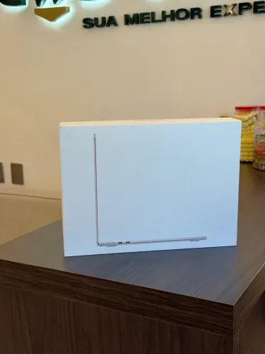 MacBook Air M5 Estelar 13.6 16Gb 512GB - Loja Física