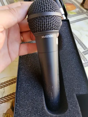 Microfone Behringer XM8500
