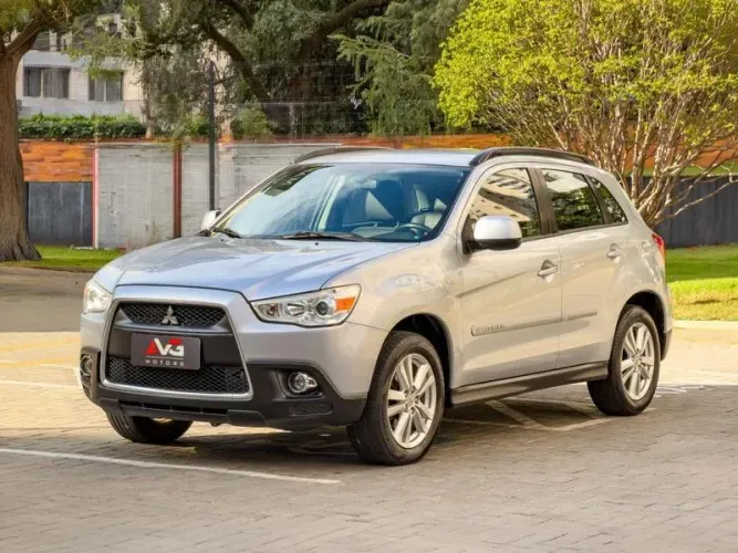 Mitsubishi ASX 2.0 16V 160cv Aut. 2012