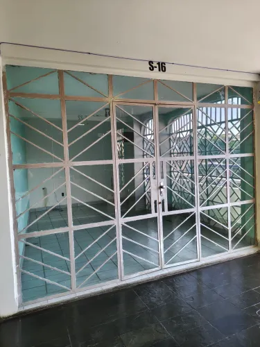 Porta para doação 3.5m X 2.5m