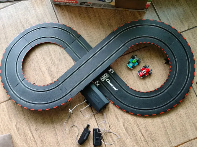 Pista Elétrica Autorama Mario Kart Carrera - Completa