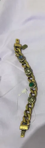 Pulseira em pedraria