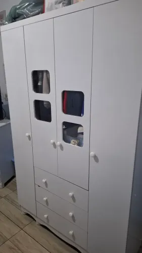Guarda Roupa e cômoda infantil