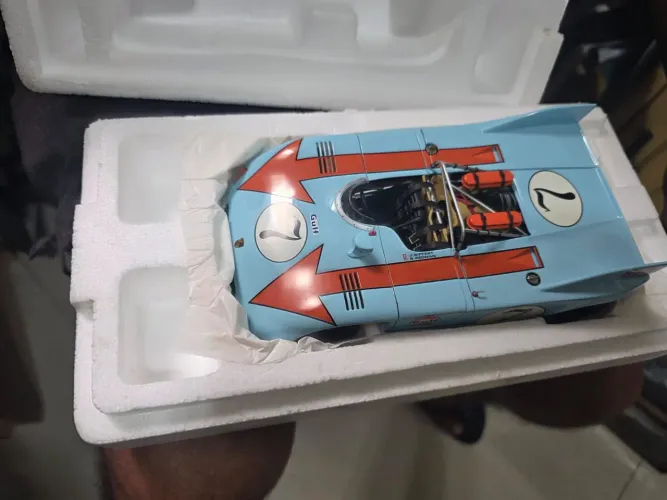 porches auto artes na escala 1/18 preços variados