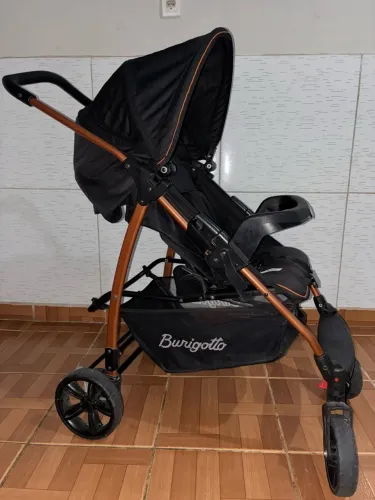Carrinho de bebê + Bebê Conforto Burigotto