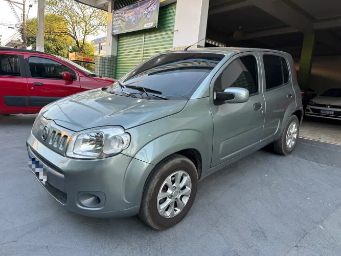 Fiat Uno Vivace Celeb. 1.0 EVO F.flex 8V 5P 2012