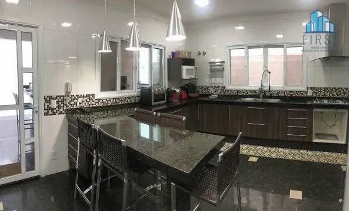 Linda Casa no Condomínio Casa Grande III - Louveira/SP