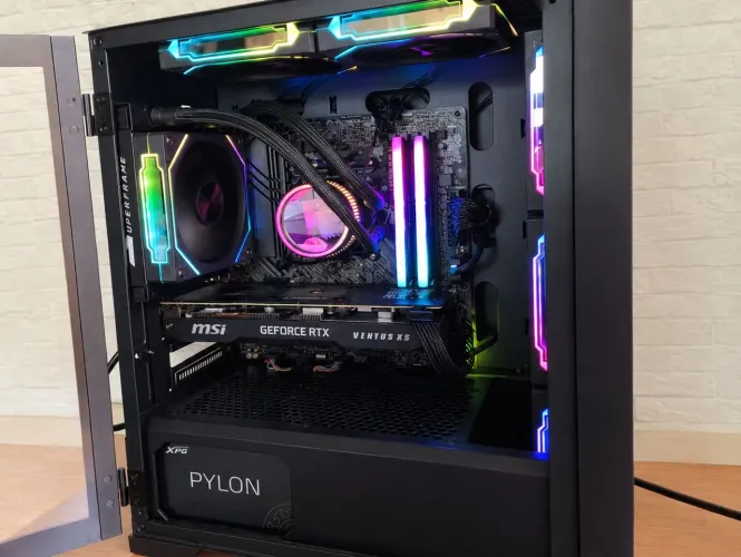 PC GAMER - RYZEN 5 3600 + RTX 2060 MSI