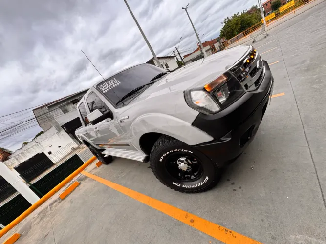Ford Ranger XLS 2.3 16V 145cv/150cv 4X2 CD 2010
