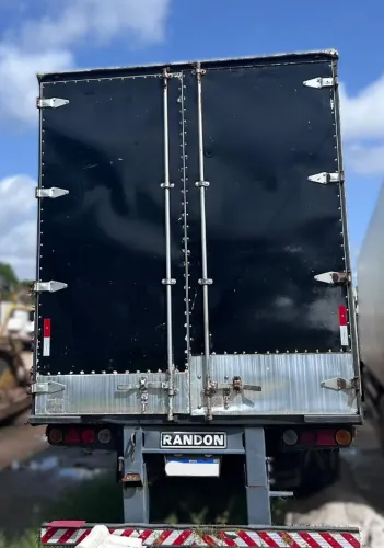 Carroceria Carreta Baú - Implemento Rodoviário