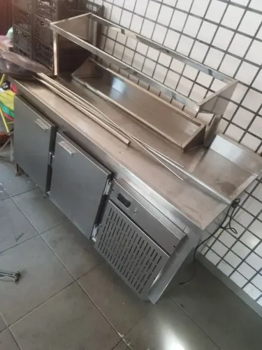 Troco por carro. Forno e balcão
