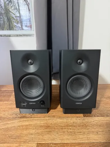 Monitor de Audio Edifier MR4 Preto Caixa de som na caixa com nota fiscal
