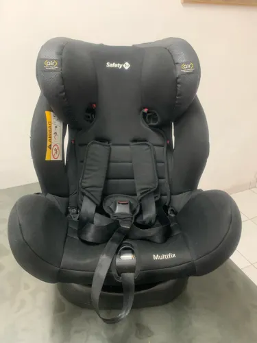 Cadeirinha Safety 1st. 0 a 36 kg com isofix