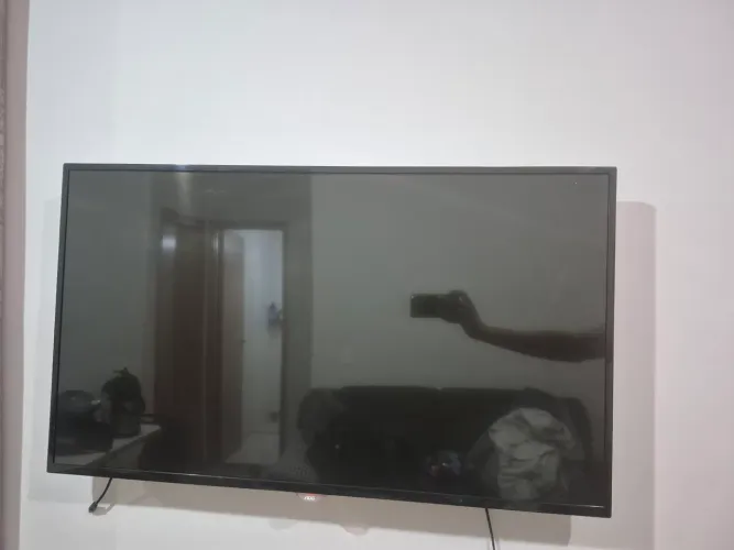 TV AOC 43" Televisão