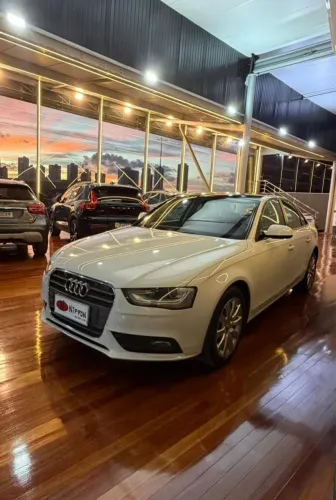 Audi A4 2.0 16V TFSI 183/180cv Multitronic 2014