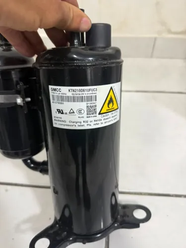 Compressor Rotativo Inverter KTN210D61UFUC3 de 30.000 Btus