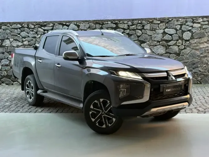 Mitsubishi L200 Triton Sport HPE-S 2.4 CD Dies. AUT 2024