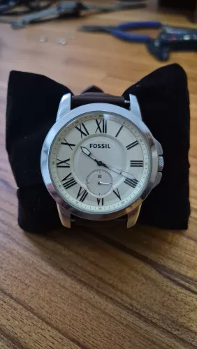 Relógio Fossil Grant Slim