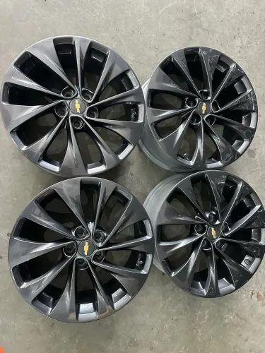 Rodas 17 GM Cruze sim detalhes