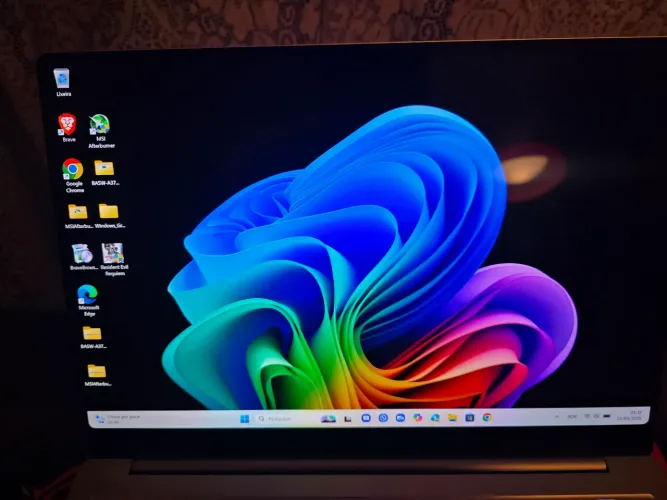 Samsung Galaxy Book 4 Edge Oled 3k snapdragon X Elite  