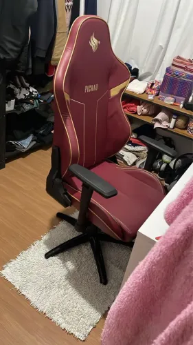 Cadeira gamer pichau