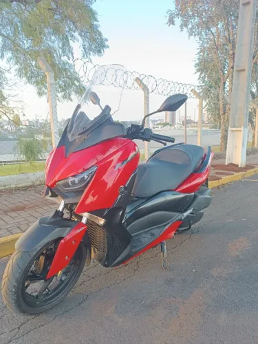 Yamaha XMAX 250 2024