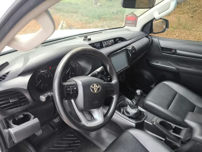 Toyota Hilux CD 4X4 2.8 Diesel Mec. 2022