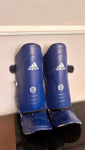 CANELEIRAS DE MUAY THAI ADIDAS AZUL ORIGINAL